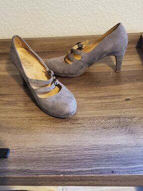Naturalizer "Prudence" Freige Mary Jane Pump